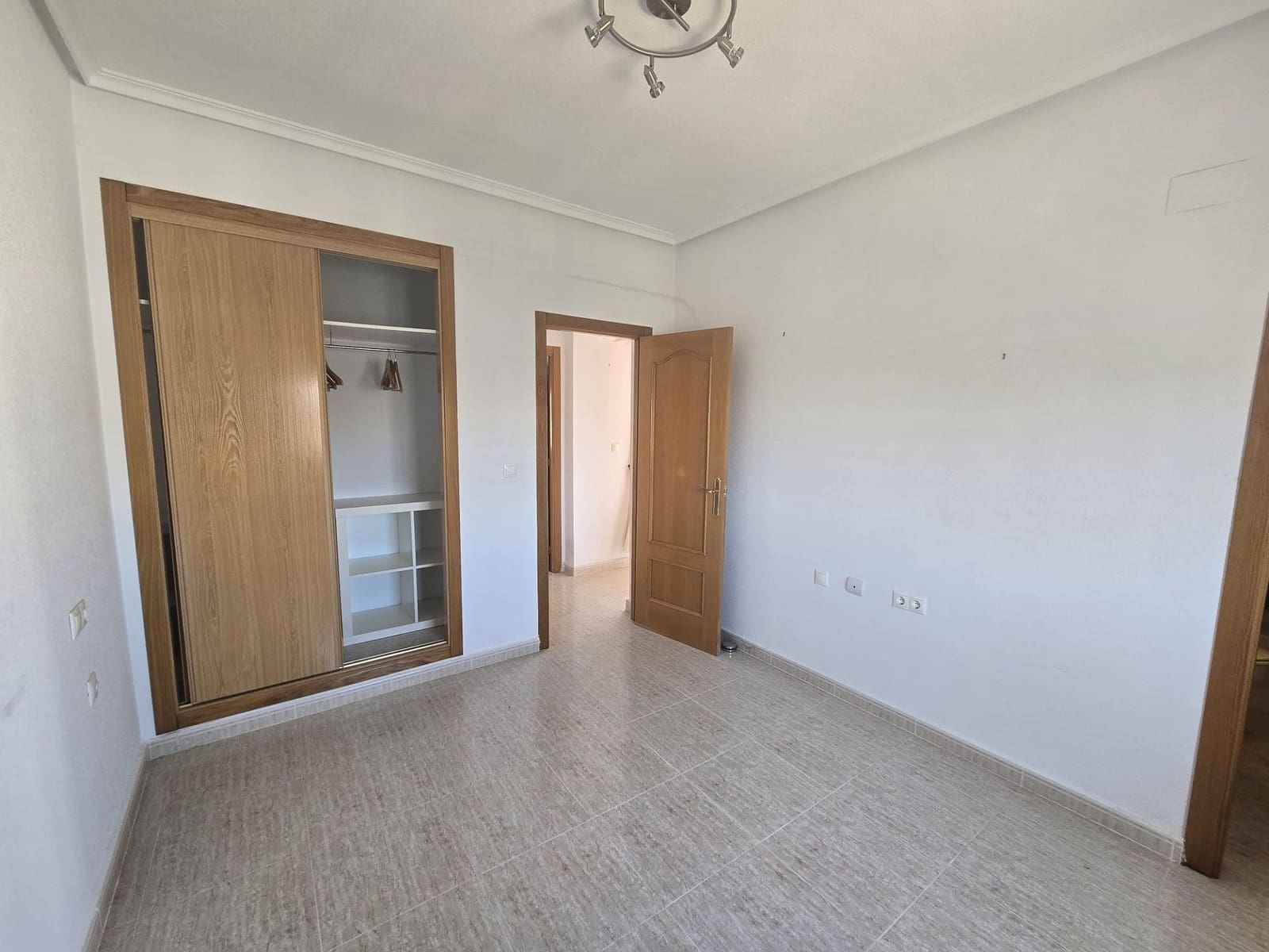 5 soverom Villa til salgs i Monforte del Cid med svømmebasseng - € 349 995 (Ref: 9858778)
