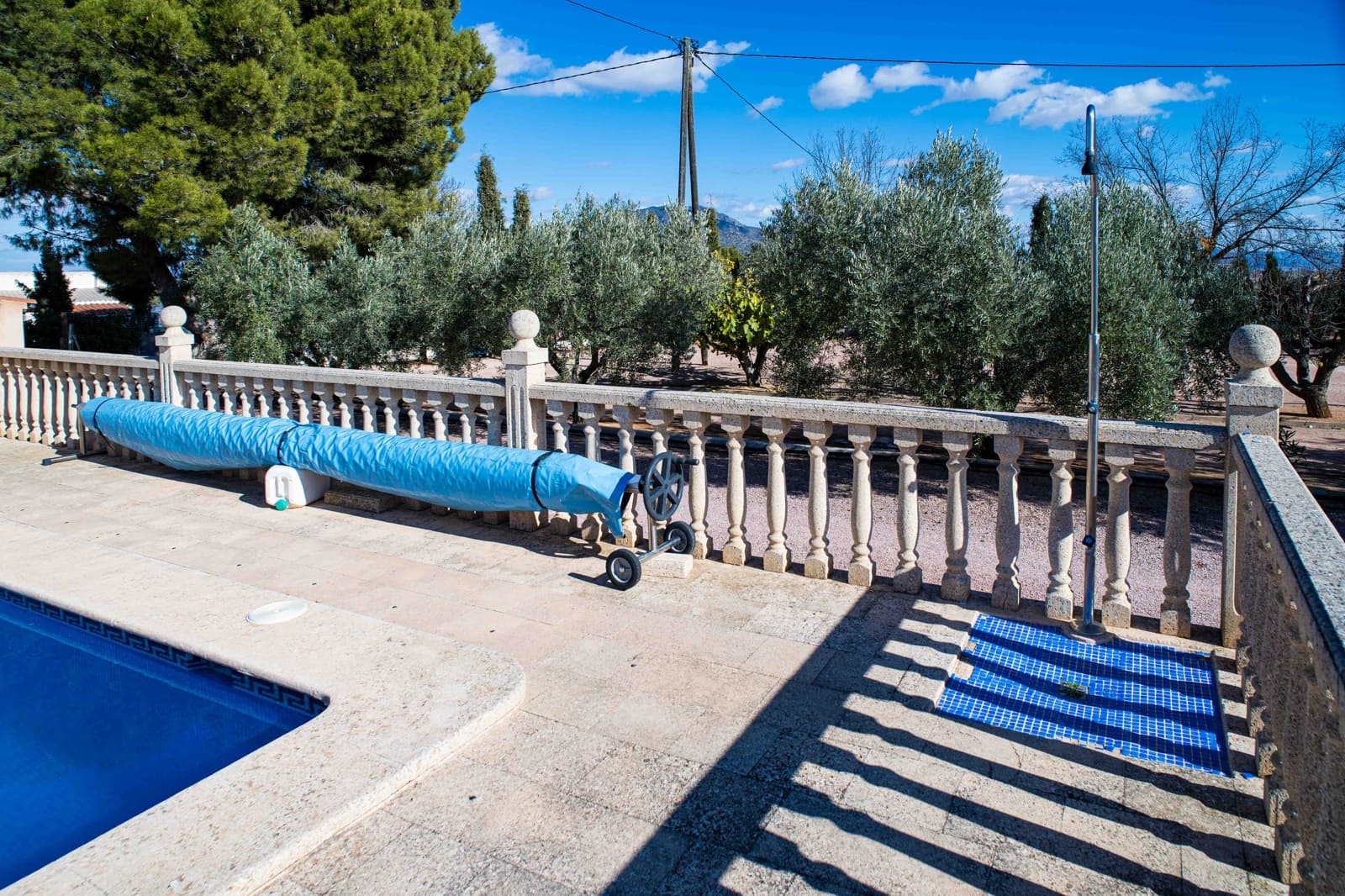 8 bedroom Finca/Country House for sale in Raspay with pool - € 300,000 (Ref: 9858784)