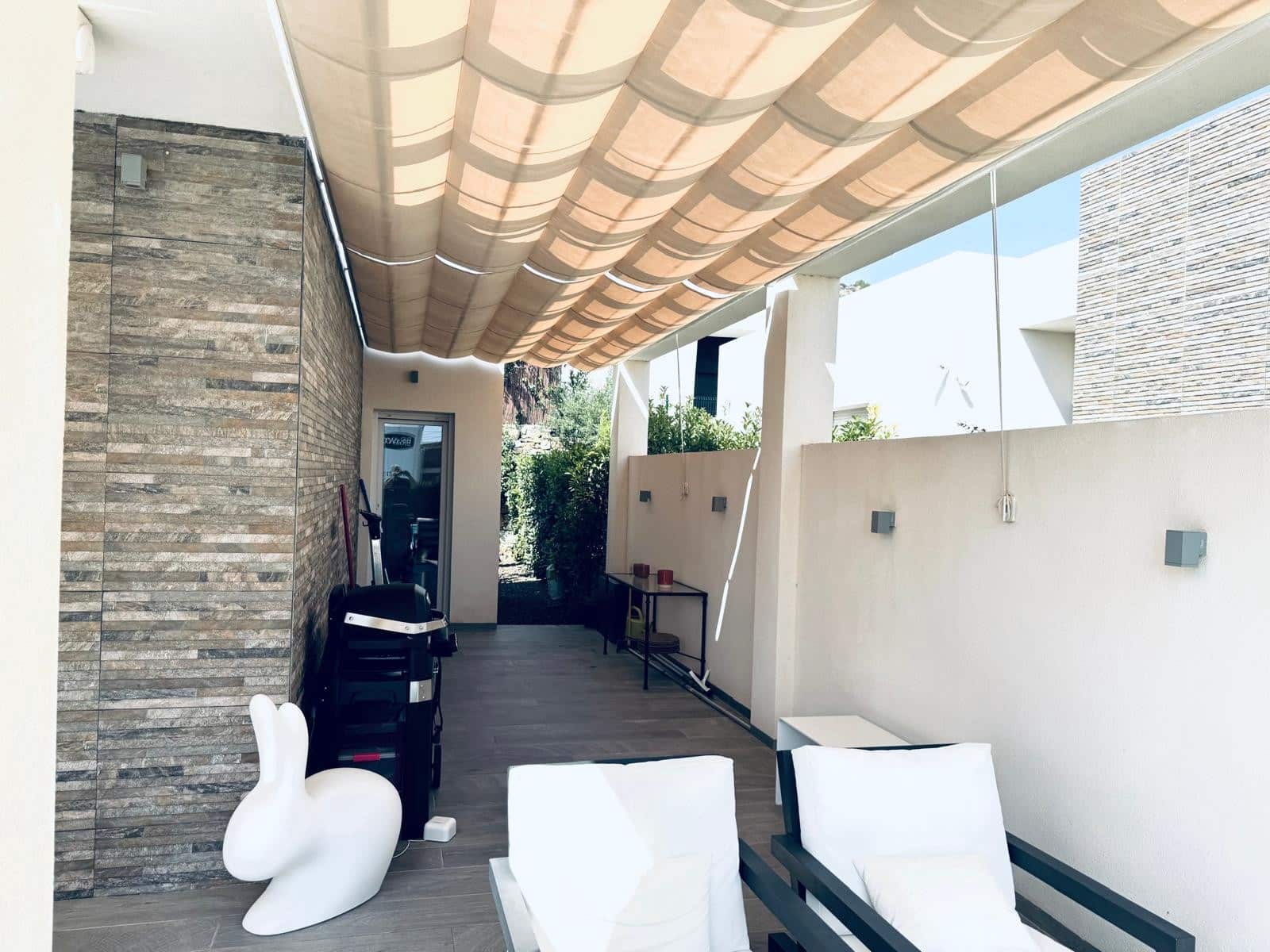 2 slaapkamer Villa te koop in Algorfa met zwembad - € 610.000 (Ref: 9858786)