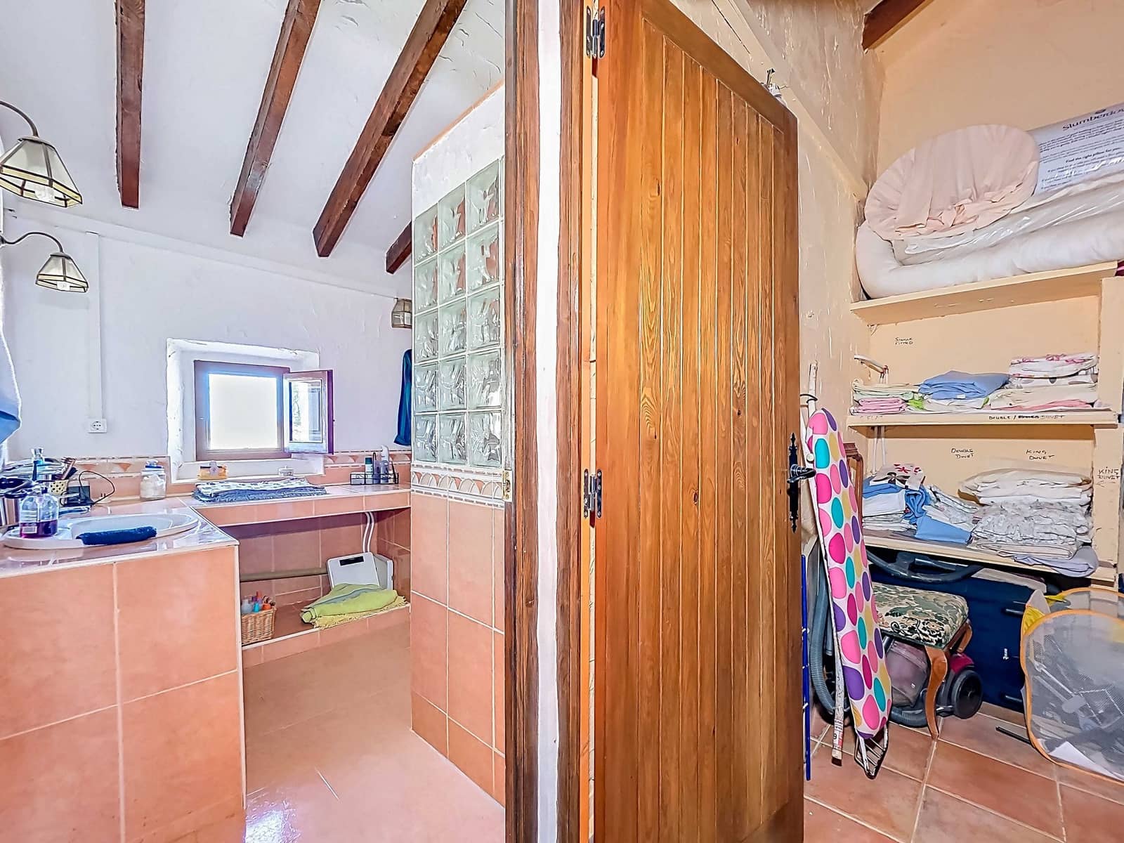 6 sypialnia Finka/Dom wiejski na sprzedaż w Pinoso z basenem garażem - 345 000 € (Ref: 9858789)