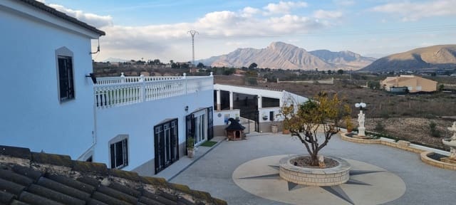 6 soverom Villa til salgs i Hondón de los Frailes med svømmebasseng garasje - € 595 000 (Ref: 9858791)