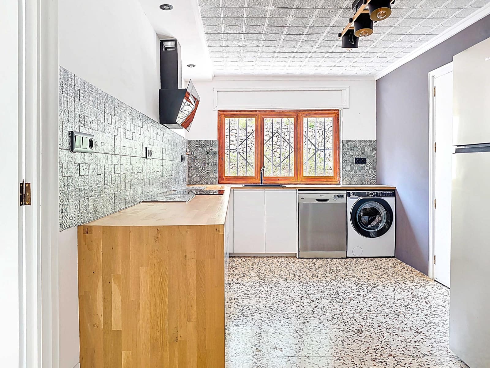 5 sypialnia Willa na sprzedaż w Monovar / Monover z basenem garażem - 499 500 € (Ref: 9858795)