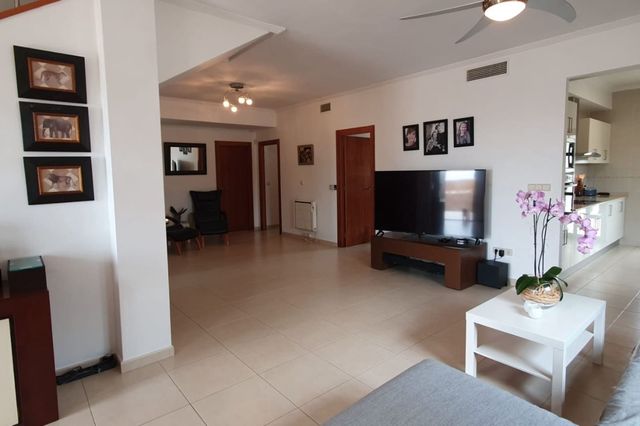 4 quarto Moradia para venda em Ciudad Quesada, Rojales com piscina - 470 000 € (Ref: 9858797)