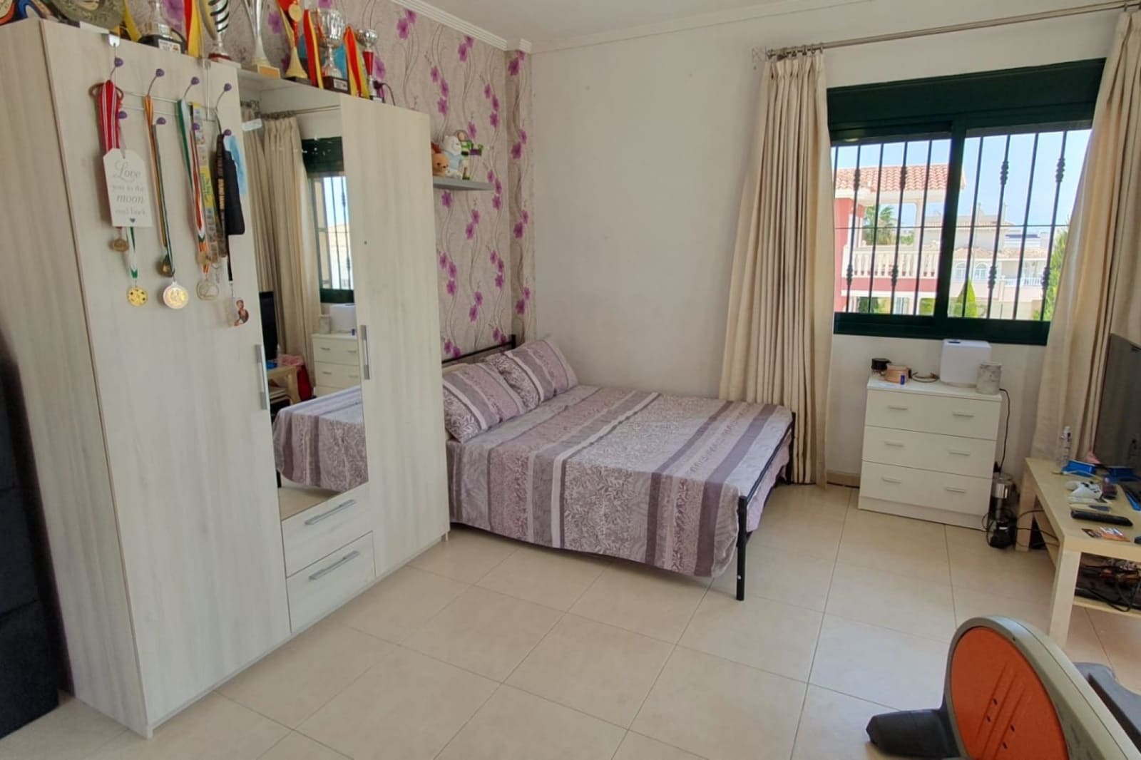 Chalet de 4 habitaciones en Ciudad Quesada en venta con piscina - 470.000 € (Ref: 9858797)