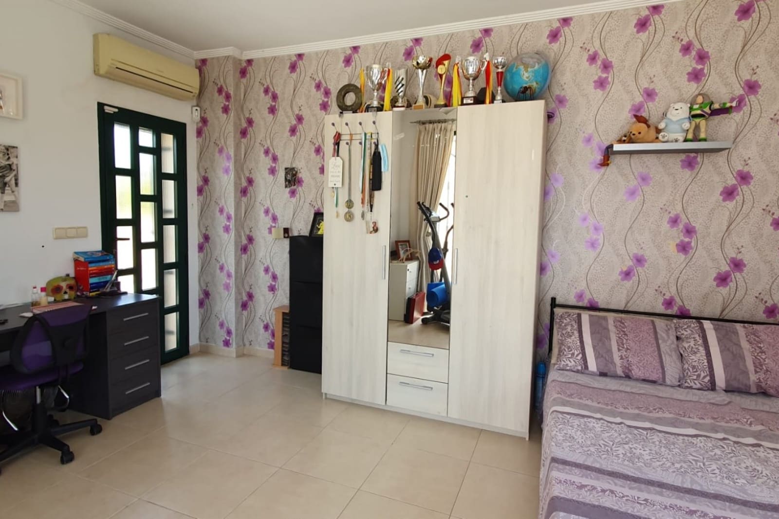 Chalet de 4 habitaciones en Ciudad Quesada en venta con piscina - 470.000 € (Ref: 9858797)