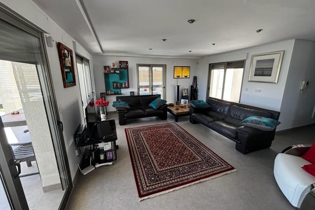 3 slaapkamer Villa te koop in Cox met zwembad garage - € 340.000 (Ref: 9858798)