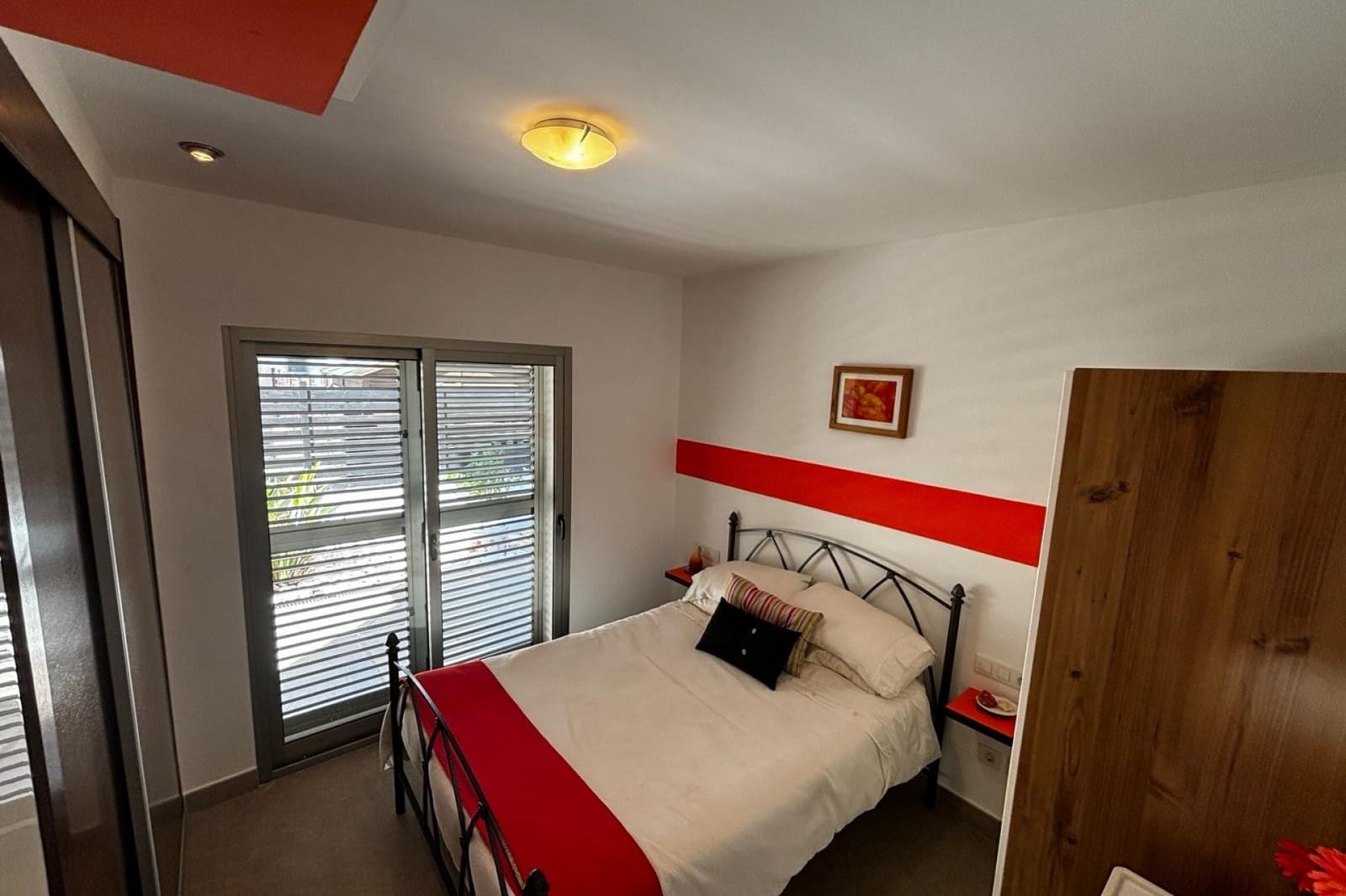 3 slaapkamer Villa te koop in Cox met zwembad garage - € 340.000 (Ref: 9858798)