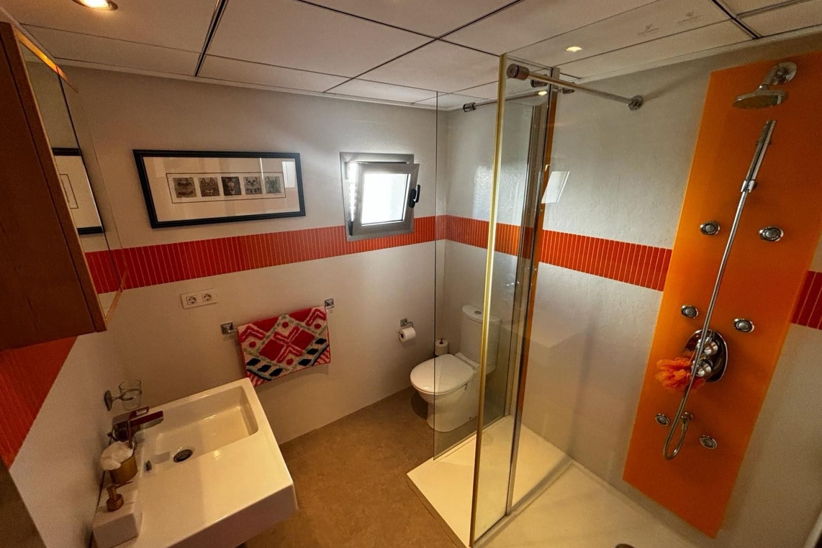 3 slaapkamer Villa te koop in Cox met zwembad garage - € 340.000 (Ref: 9858798)