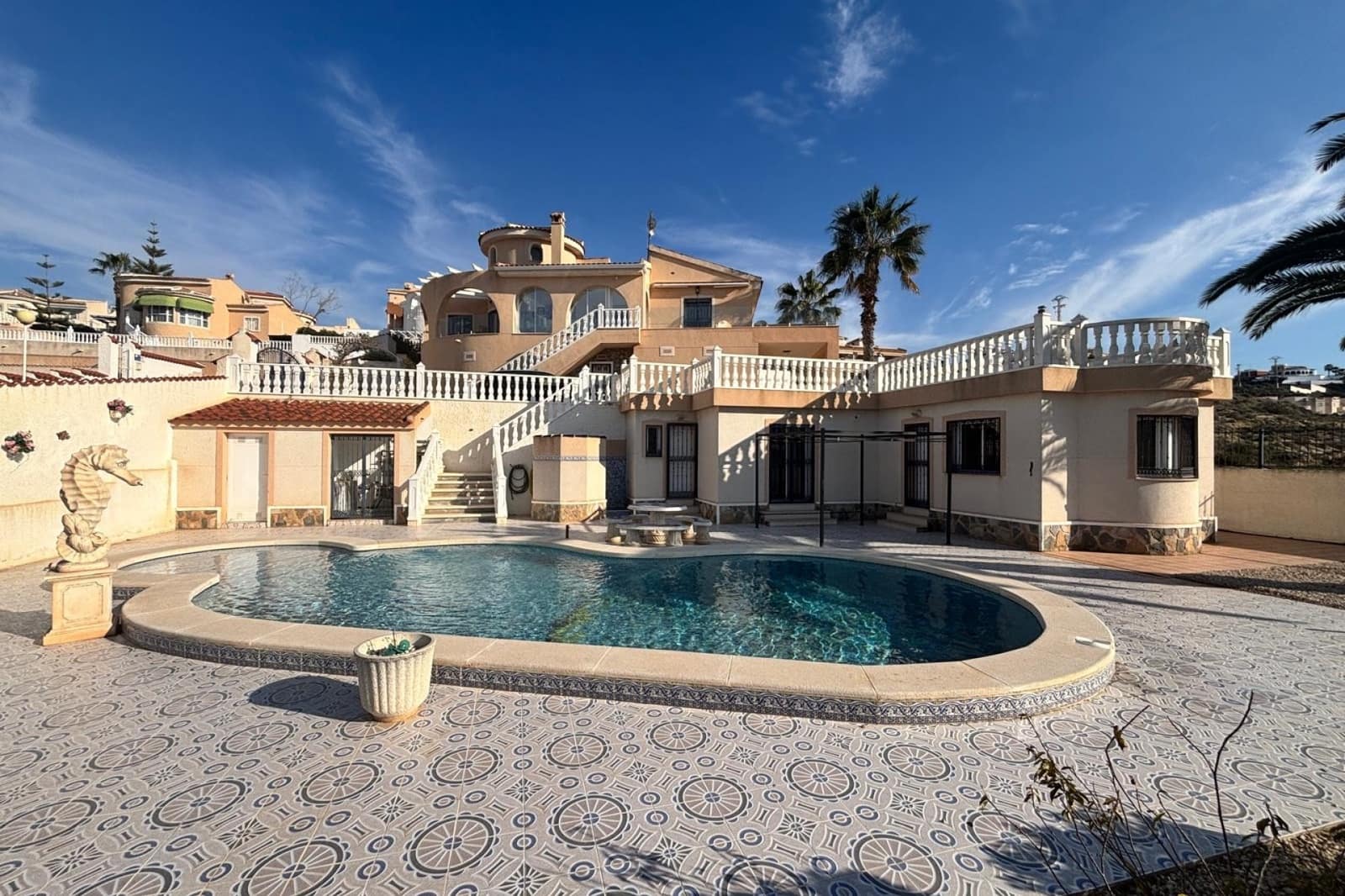 5 soveværelse Villa til salg i Ciudad Quesada med swimmingpool - € 595.000 (Ref: 9858799)