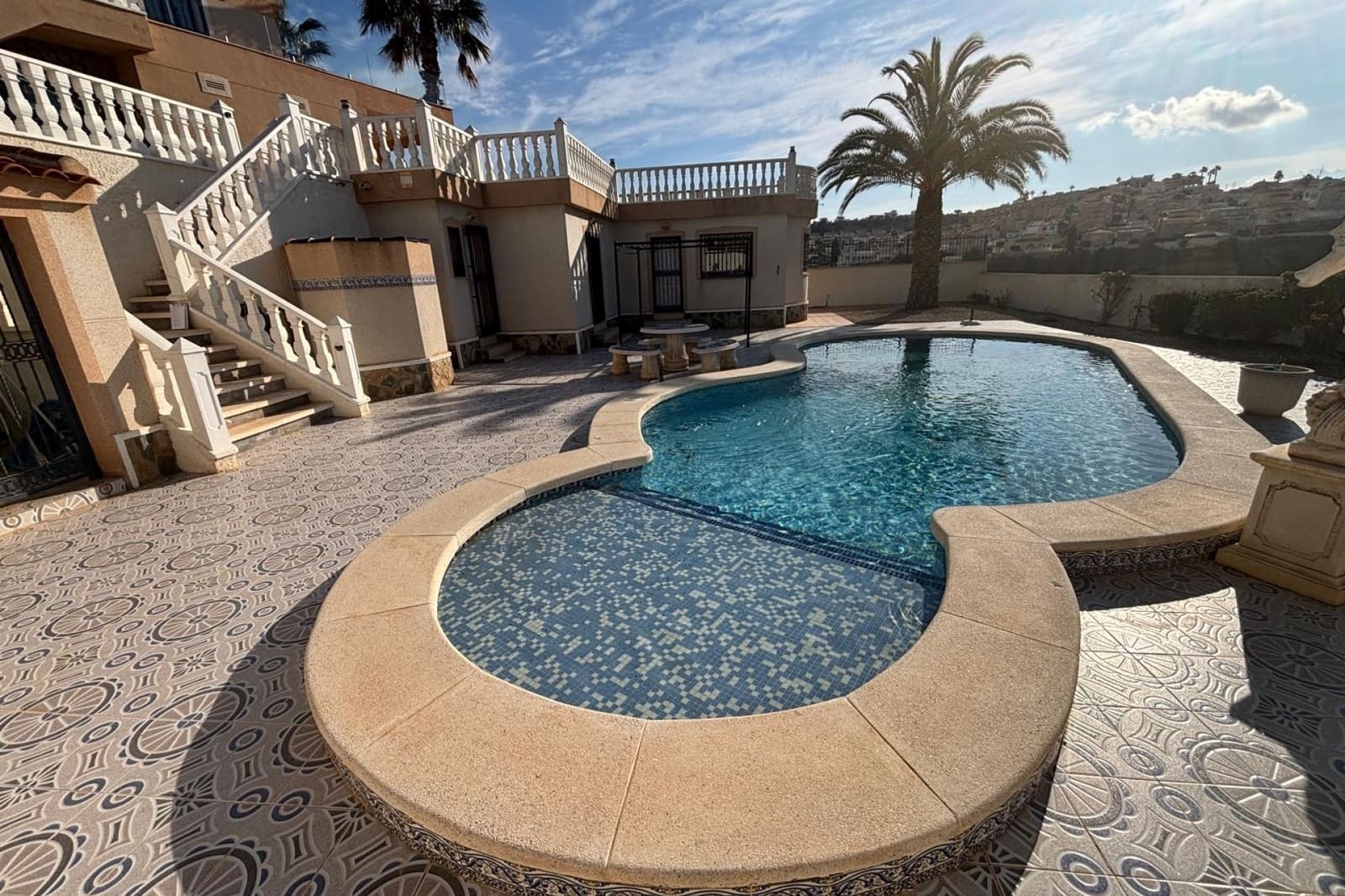5 soveværelse Villa til salg i Ciudad Quesada med swimmingpool - € 595.000 (Ref: 9858799)