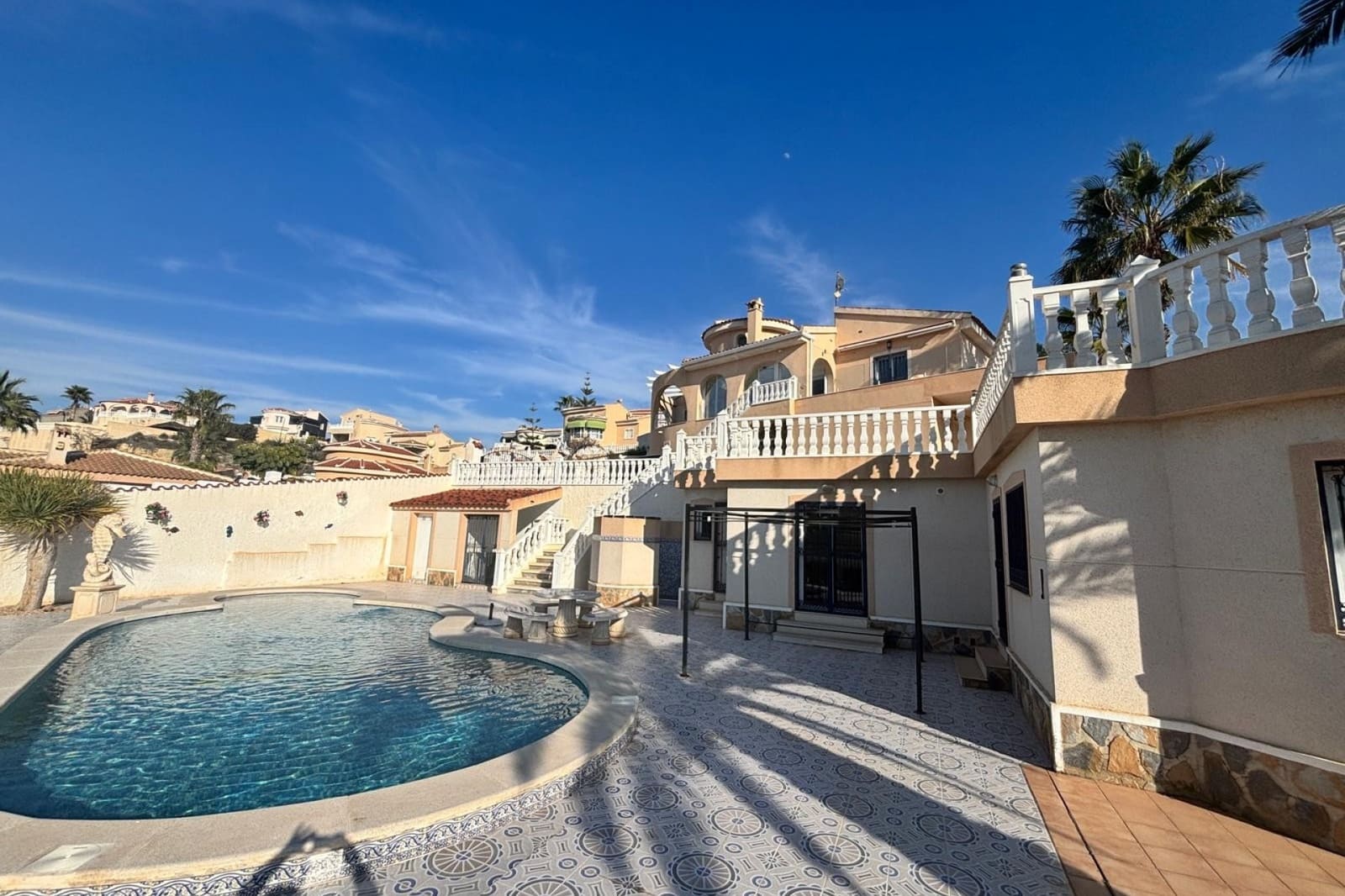 5 soveværelse Villa til salg i Ciudad Quesada med swimmingpool - € 595.000 (Ref: 9858799)