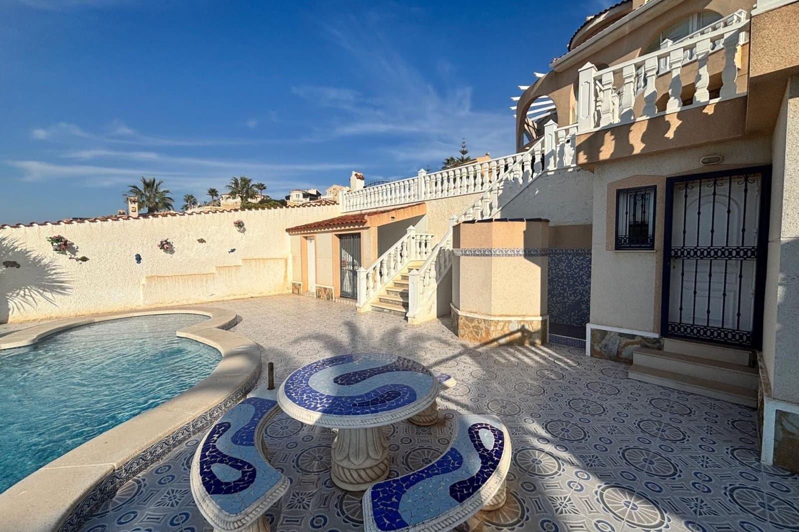 5 soveværelse Villa til salg i Ciudad Quesada med swimmingpool - € 595.000 (Ref: 9858799)