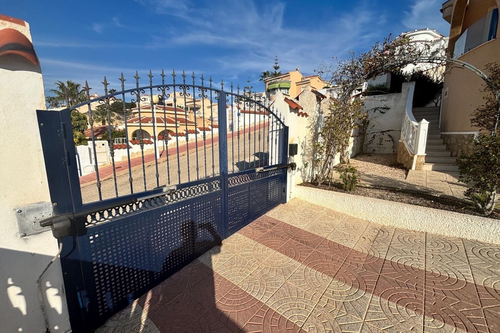 5 soveværelse Villa til salg i Ciudad Quesada med swimmingpool - € 595.000 (Ref: 9858799)