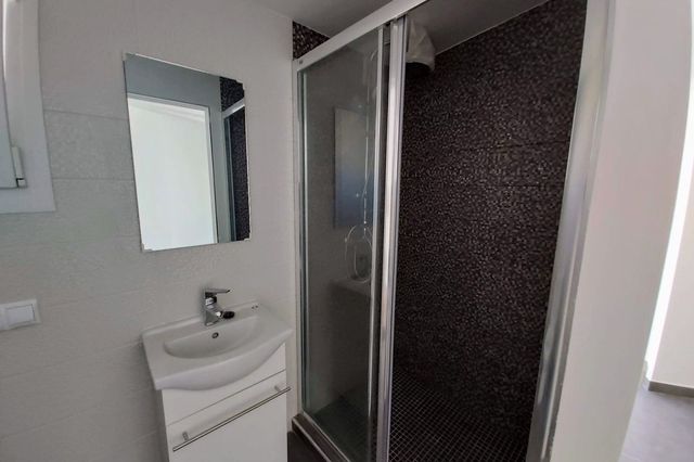 6 makuuhuone Huvila myytävänä paikassa Ciudad Quesada, Rojales mukana uima-altaan 
autotalli - 685 000 € (Ref: 9858801)