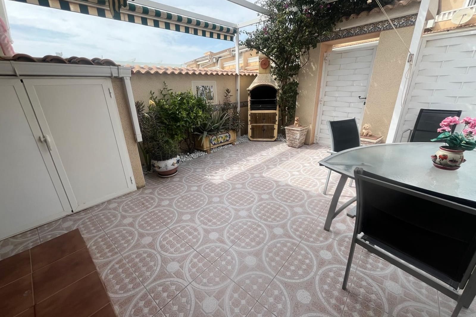 Bungalow de 2 habitaciones en Doña Pepa en venta con piscina - 189.995 € (Ref: 9858804)