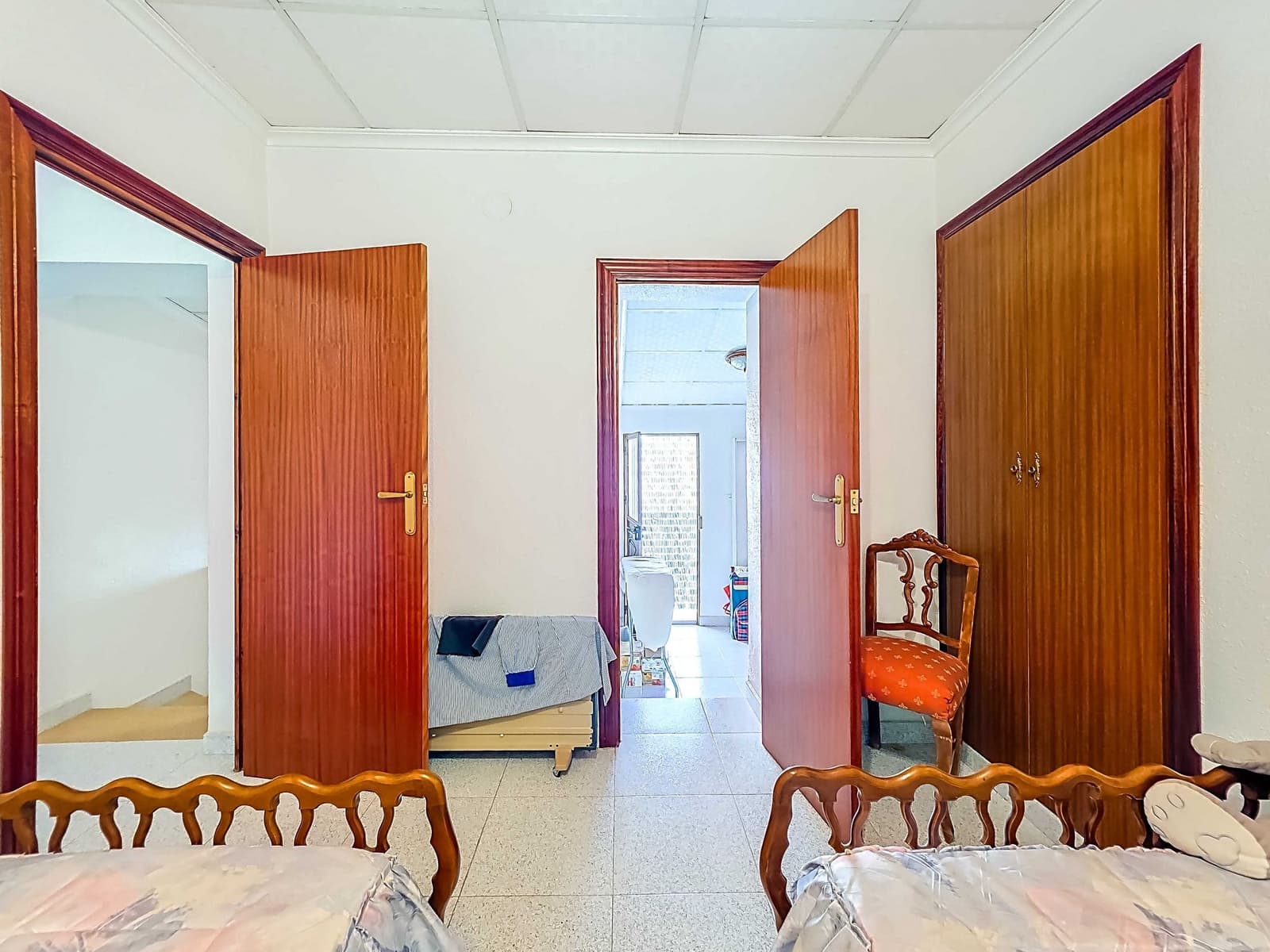 3 bedroom Townhouse for sale in Pinoso with pool - € 89,950 (Ref: 9858810)