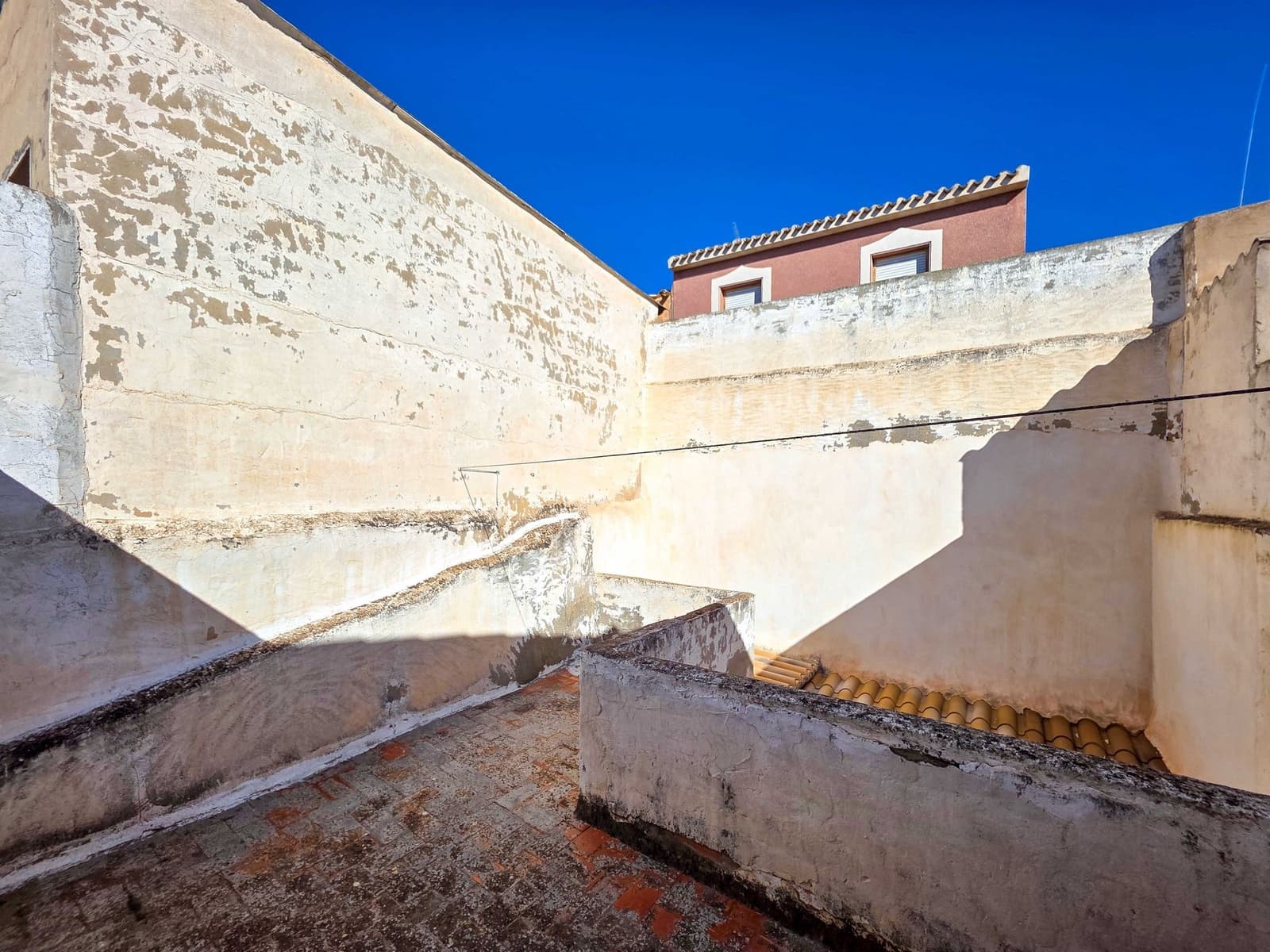 3 bedroom Townhouse for sale in Pinoso with pool - € 89,950 (Ref: 9858810)