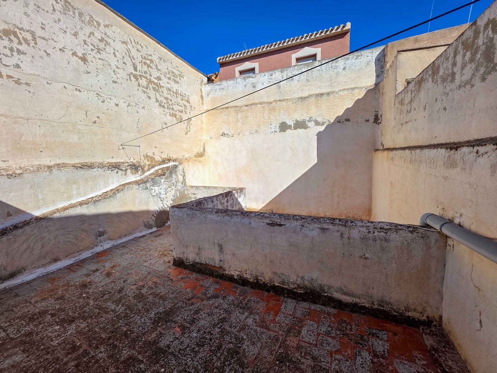 3 bedroom Townhouse for sale in Pinoso with pool - € 89,950 (Ref: 9858810)