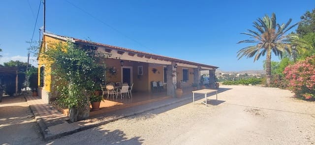 4 bedroom Villa for sale in Novelda with pool - € 280,000 (Ref: 9888477)
