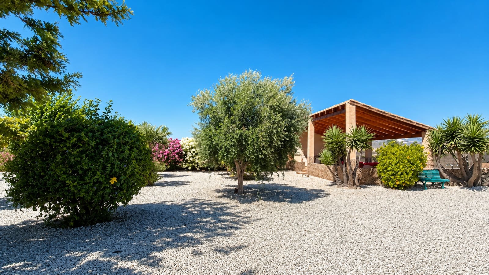 3 slaapkamer Villa te koop in Macisvenda met zwembad garage - € 265.000 (Ref: 9924826)