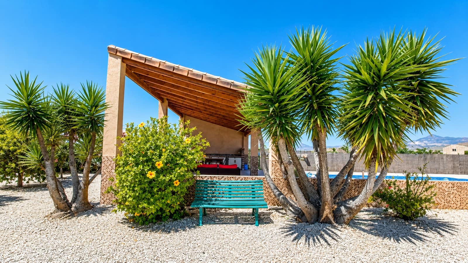 3 slaapkamer Villa te koop in Macisvenda met zwembad garage - € 265.000 (Ref: 9924826)