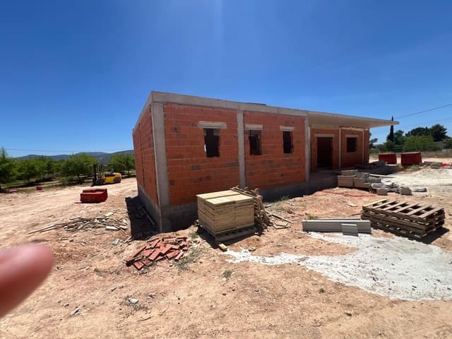 3 soveværelse Villa til salg i Pinoso med swimmingpool - € 379.000 (Ref: 9932469)