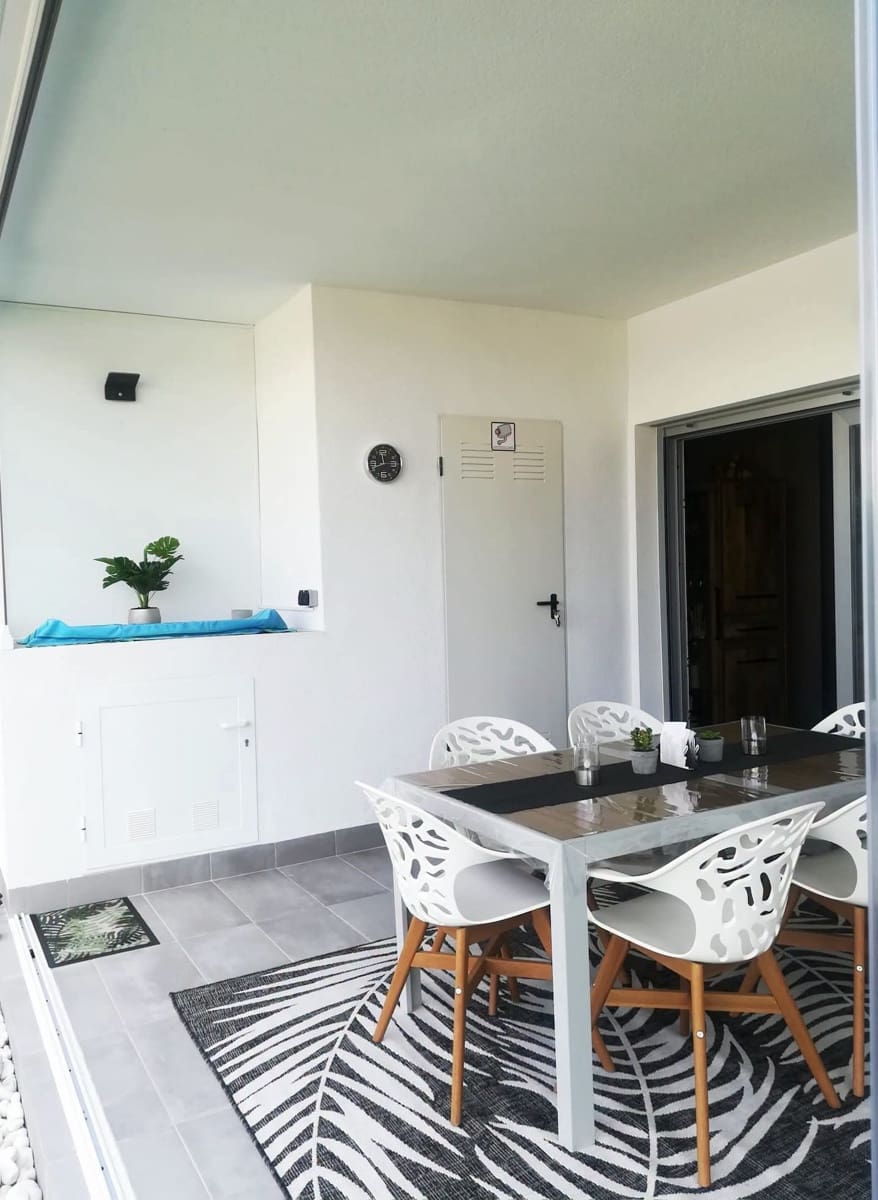 2 soverom Leilighet til salgs i Vistabella med svømmebasseng garasje - € 259 900 (Ref: 10009305)