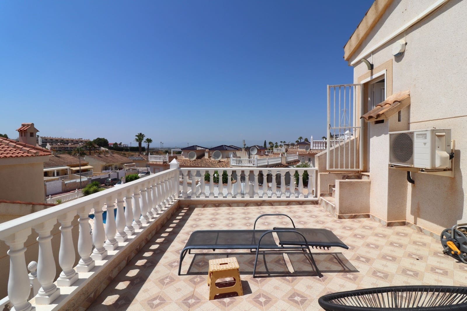 4 bedroom Villa for sale in Benijofar with pool garage - € 390,000 (Ref: 10029600)