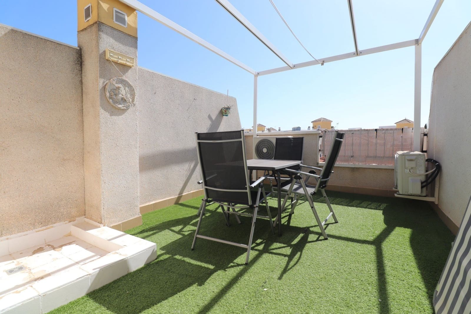 2 soveværelse Byhus til salg i Algorfa med swimmingpool garage - € 159.950 (Ref: 10029602)