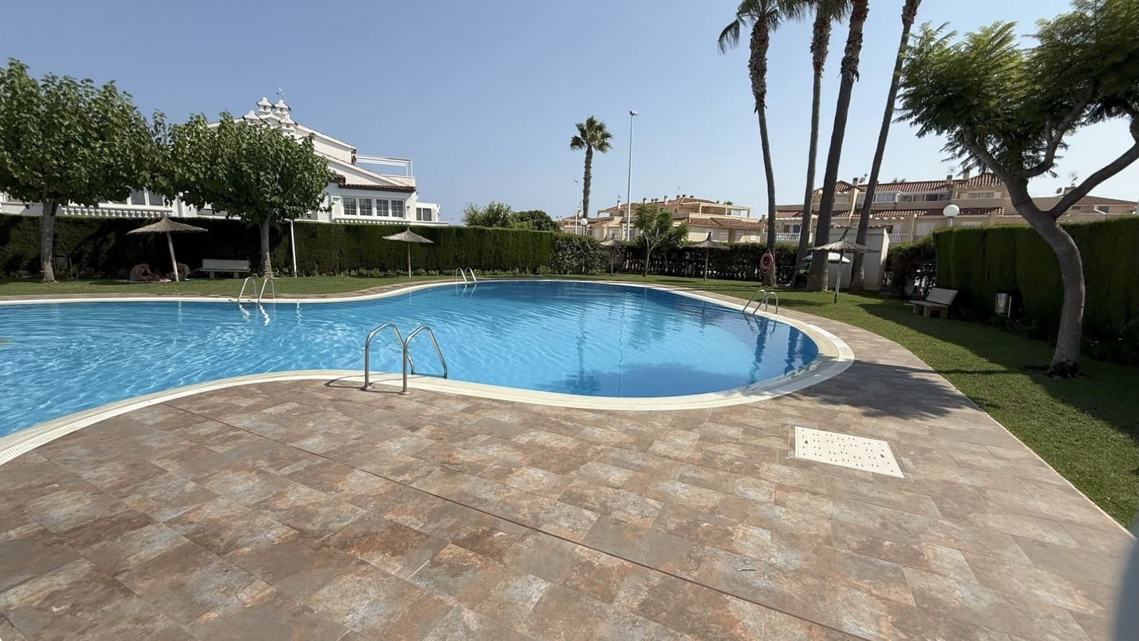2 sovrum Lägenhet till salu i Playa Flamenca med pool garage - 229 000 € (Ref: 10052001)