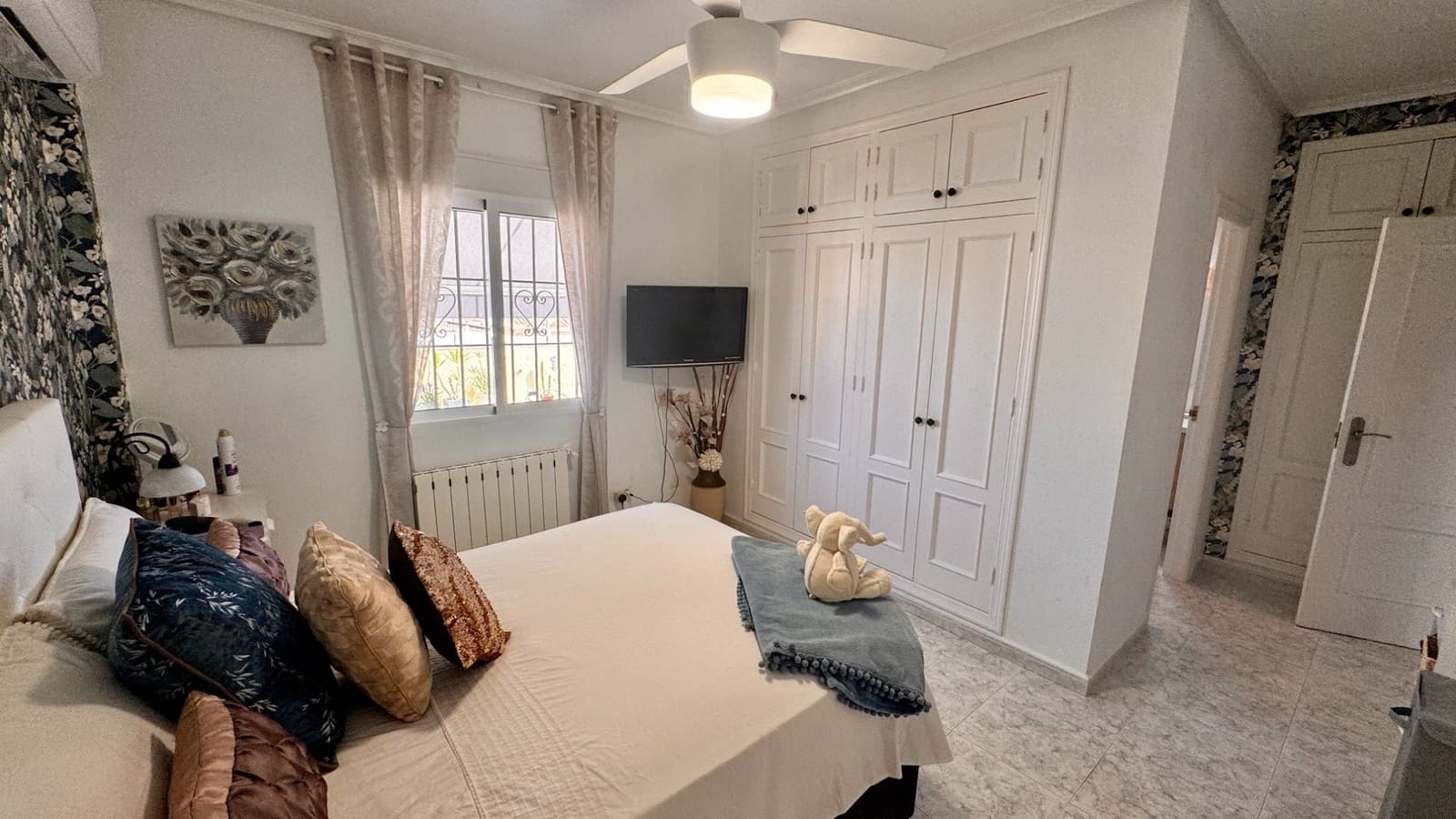 Chalet de 2 habitaciones en Bigastro en venta con piscina garaje - 273.000 € (Ref: 10052079)