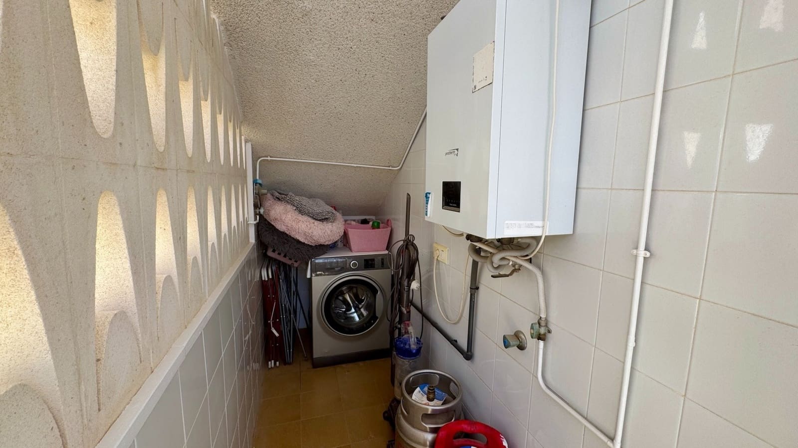 Chalet de 2 habitaciones en Bigastro en venta con piscina garaje - 273.000 € (Ref: 10052079)