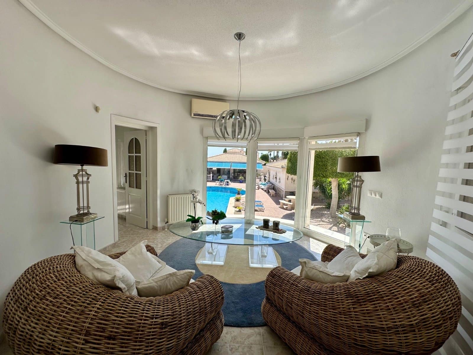 6 soveværelse Villa til salg i Dona Pepa med swimmingpool garage - € 845.000 (Ref: 10060628)