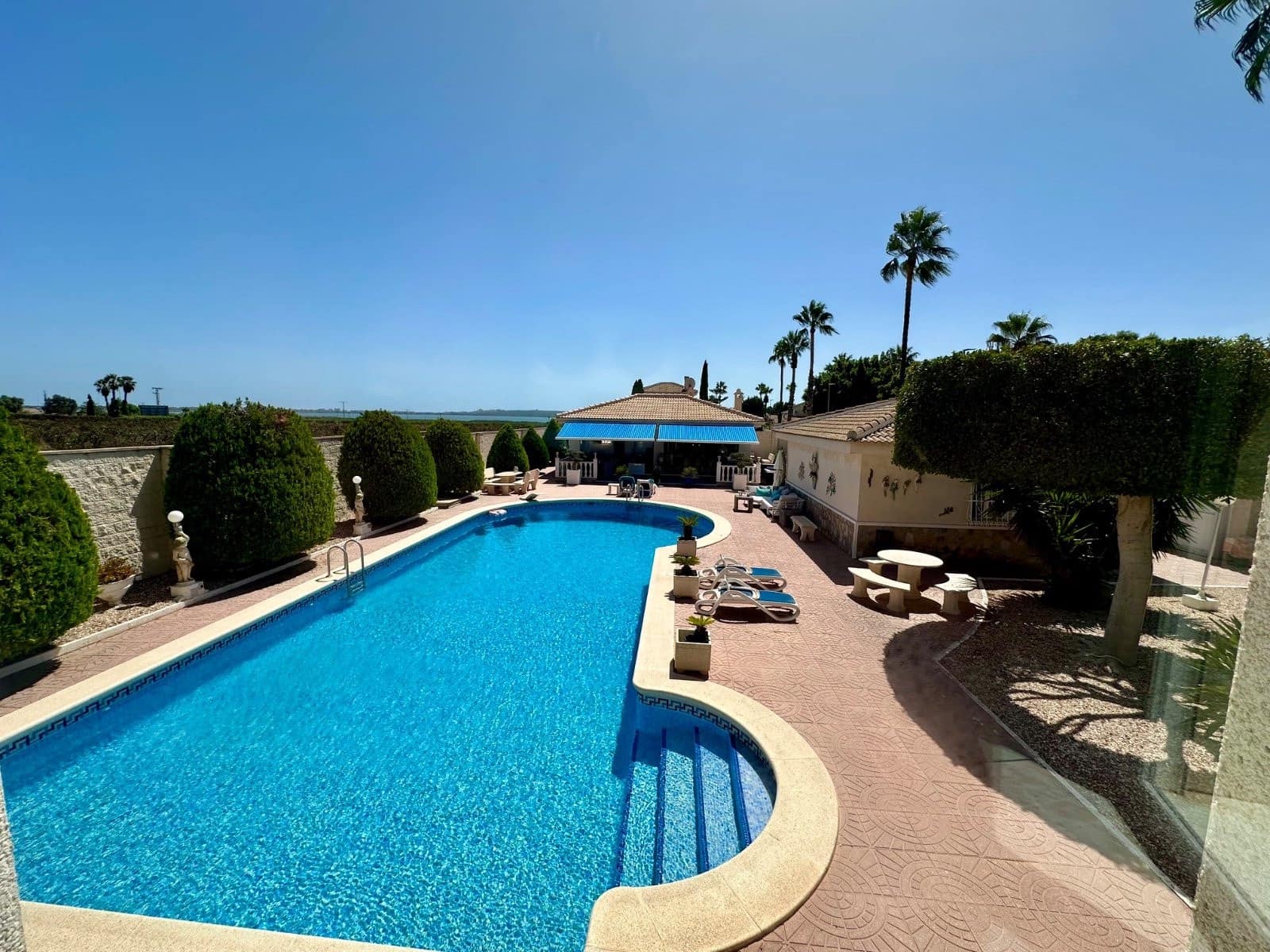 6 soveværelse Villa til salg i Dona Pepa med swimmingpool garage - € 845.000 (Ref: 10060628)