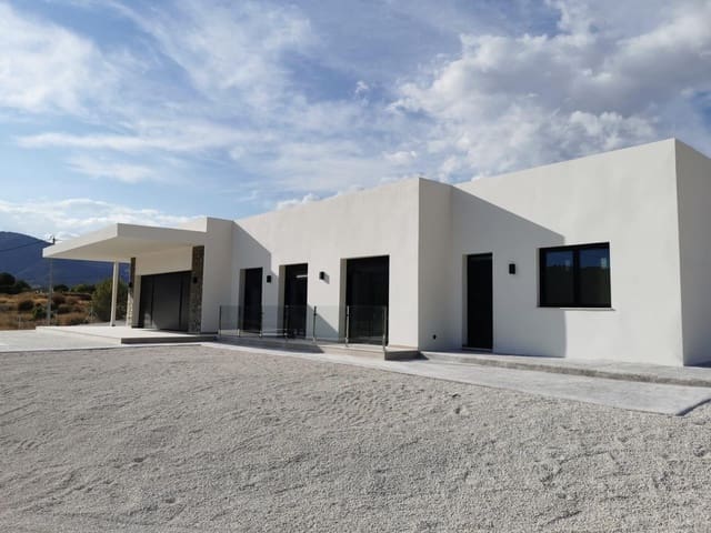 Chalet de 3 habitaciones en Pinoso en venta con piscina garaje - 512.590 € (Ref: 10060630)