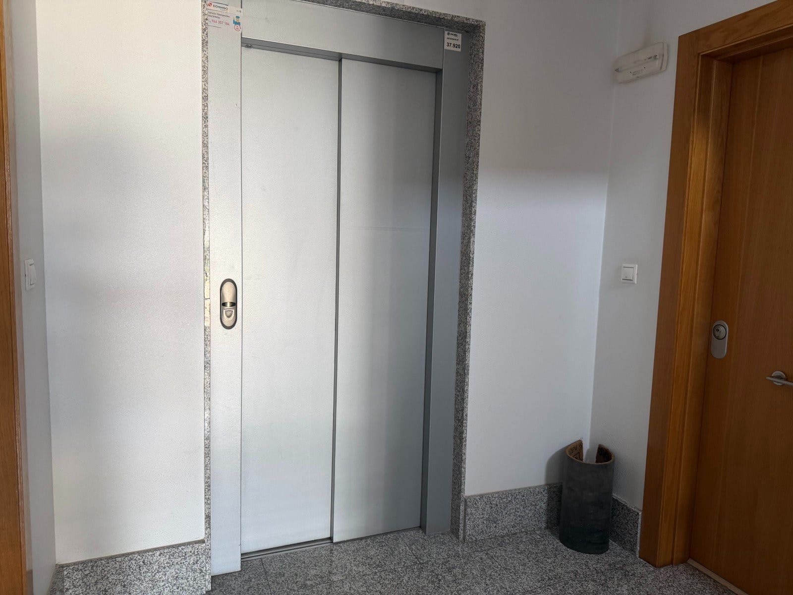 Apartamento de 3 habitaciones en Jacarilla en venta con piscina garaje - 165.000 € (Ref: 10072866)