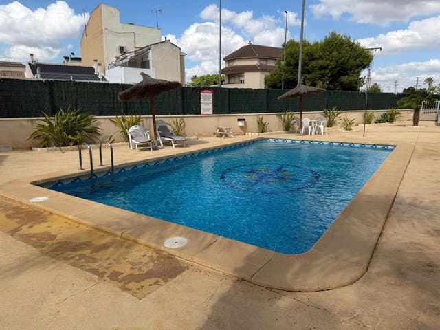 Apartamento de 3 habitaciones en Jacarilla en venta con piscina garaje - 165.000 € (Ref: 10072866)