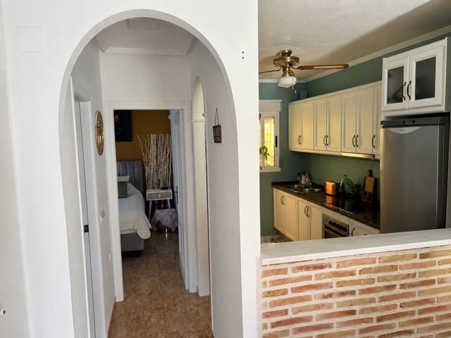 3 bedroom Villa for sale in El Raso, Guardamar del Segura with pool - € 299,500 (Ref: 10082208)
