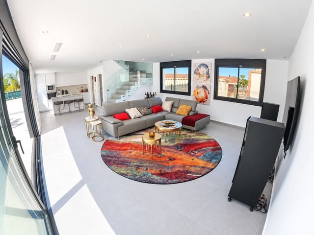 4 sypialnia Willa na sprzedaż w Algorfa z basenem garażem - 580 000 € (Ref: 10095036)