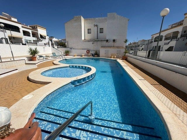 2 Zimmer Apartment zu verkaufen in Orihuela mit Pool - 150.000 € (Ref: 10112147)
