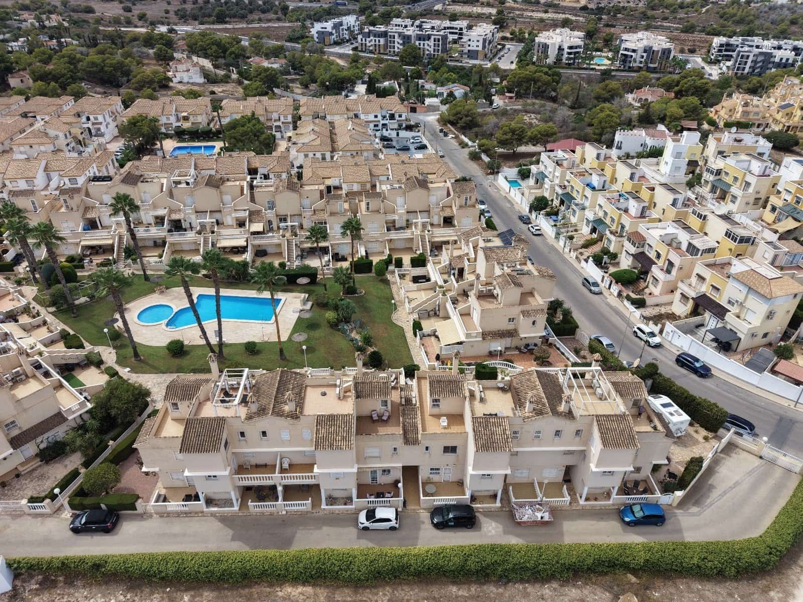 3 Zimmer Haus zu verkaufen in Torrevieja mit Pool Garage - 259.000 € (Ref: 10117101)