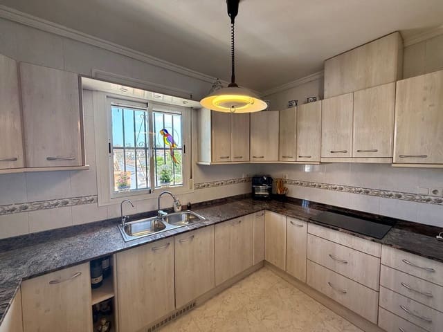 6 camera da letto Villa in vendita in Ciudad Quesada, Rojales con piscina garage - 575.000 € (Rif: 10117102)