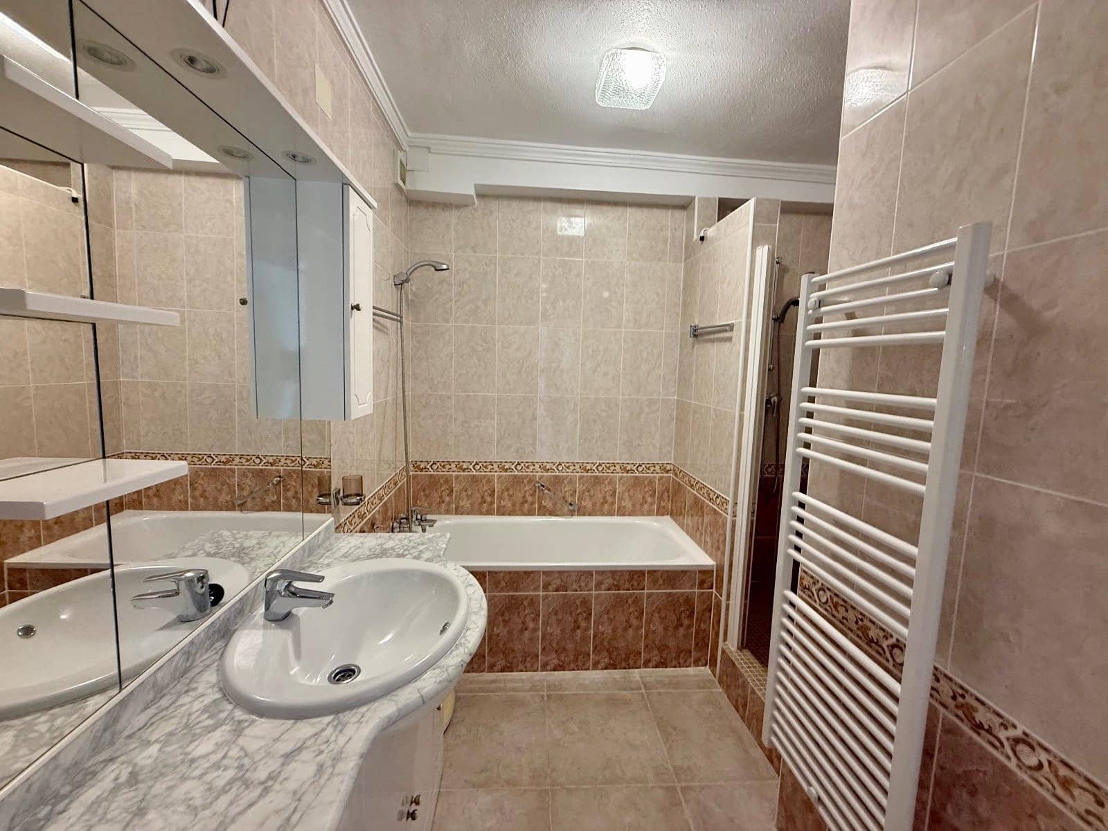 6 camera da letto Villa in vendita in Ciudad Quesada con piscina garage - 575.000 € (Rif: 10117102)