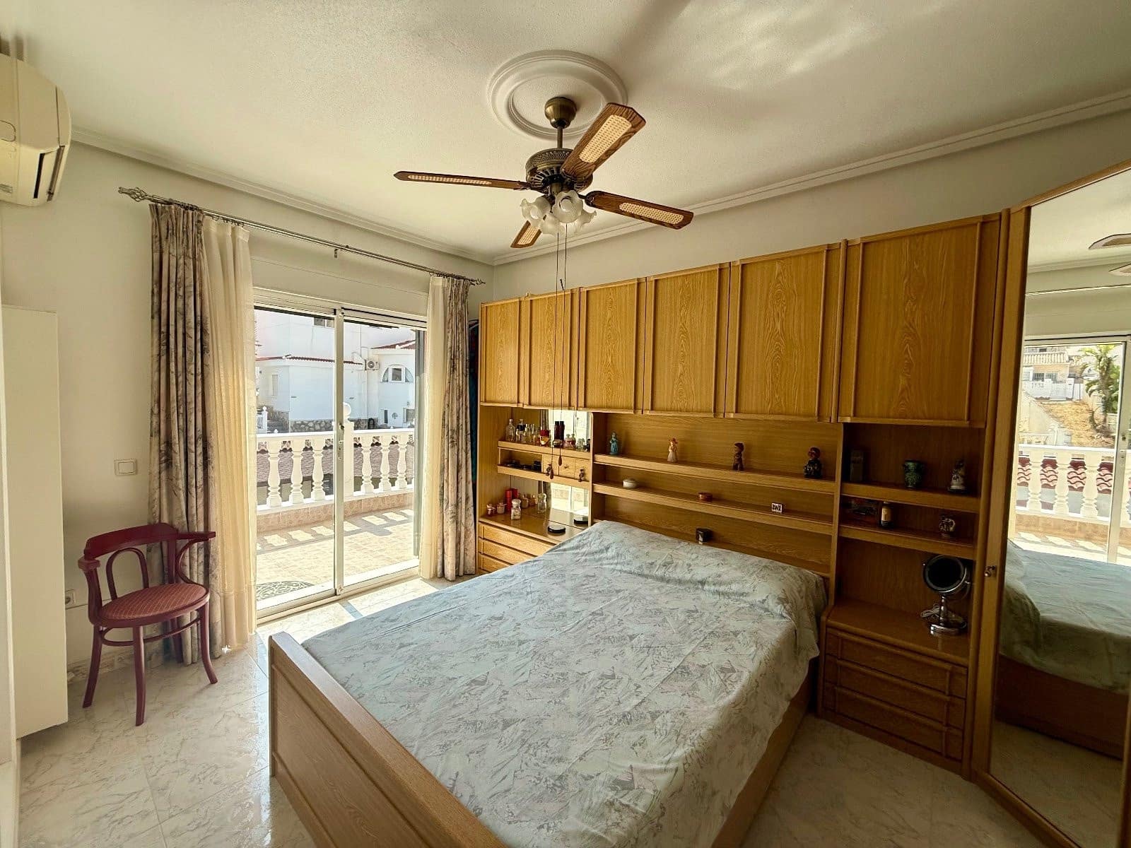 6 camera da letto Villa in vendita in Ciudad Quesada con piscina garage - 575.000 € (Rif: 10117102)