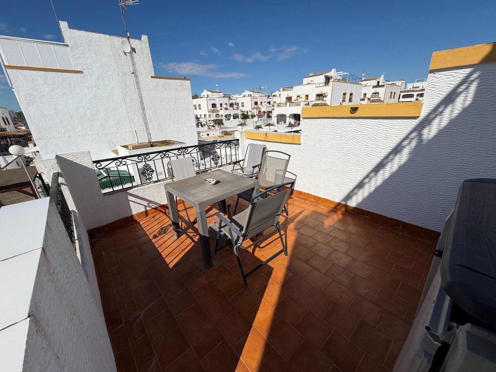3 chambre Maison de Ville à vendre à Orihuela avec piscine - 180 000 € (Ref: 10166950)