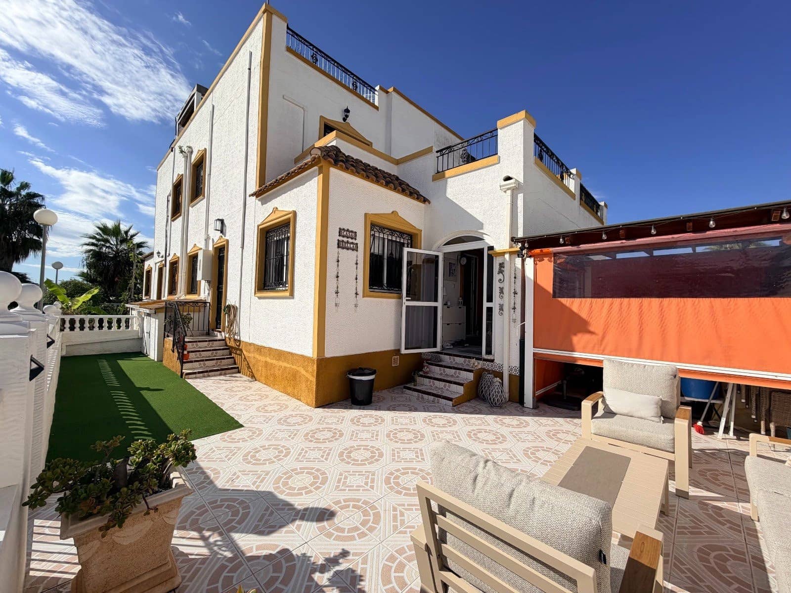 3 Zimmer Haus zu verkaufen in Orihuela mit Pool - 197.900 € (Ref: 10166951)
