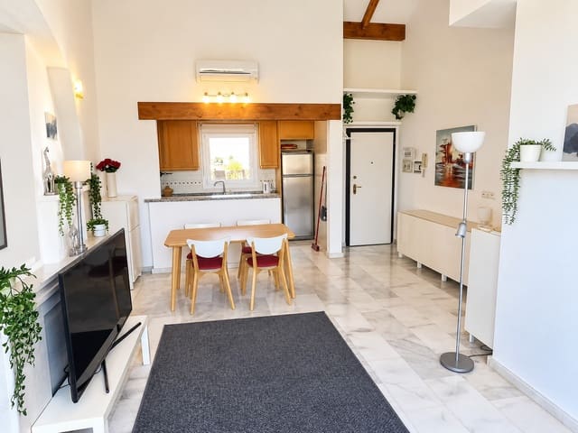 2 soveværelse Lejlighed til salg i Algorfa med swimmingpool garage - € 219.950 (Ref: 10169314)