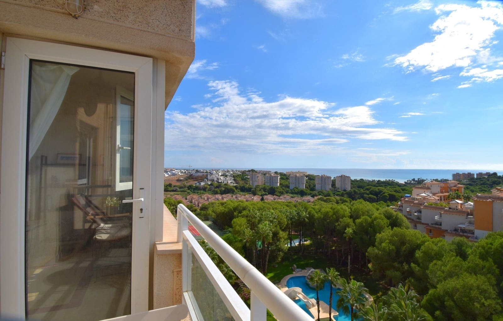 2 soveværelse Lejlighed til salg i Campoamor med swimmingpool garage - € 169.000 (Ref: 10179499)
