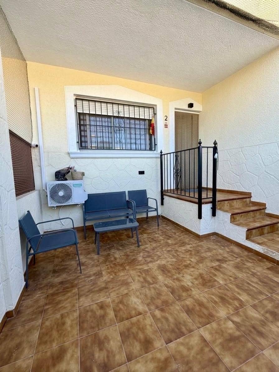 2 bedroom Apartment for sale in Orihuela with pool - € 115,000 (Ref: 10181977)