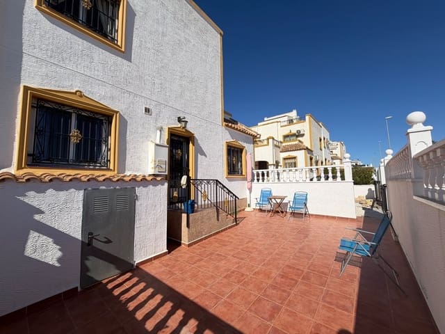 3 soverom Hus til salgs i Vistabella, Orihuela med svømmebasseng - € 195 000 (Ref: 10183485)